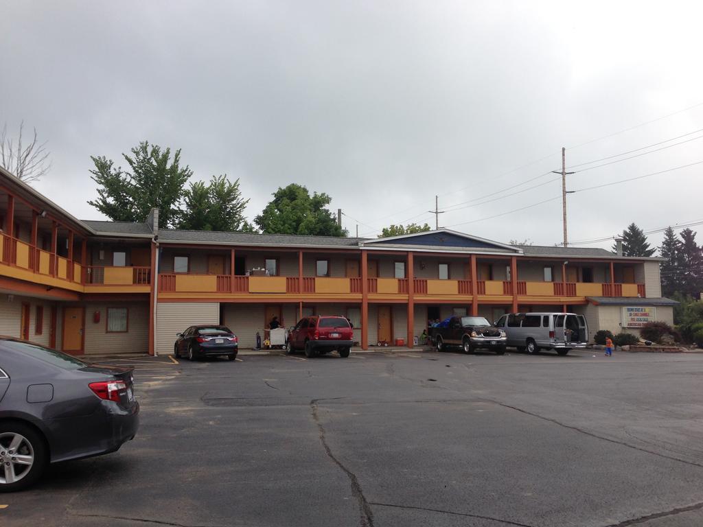Cadet Motor Inn - Coldwater Zewnętrze zdjęcie